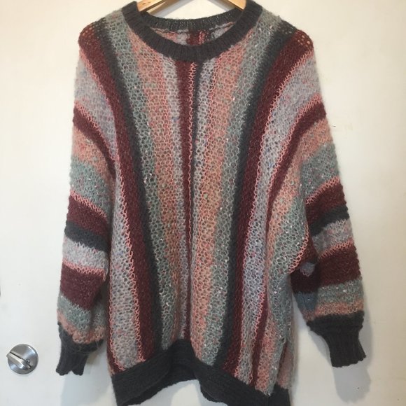 VINTAGE OVERSIZED LIGHTWEIGHT SWEATER - Picture 3 of 7